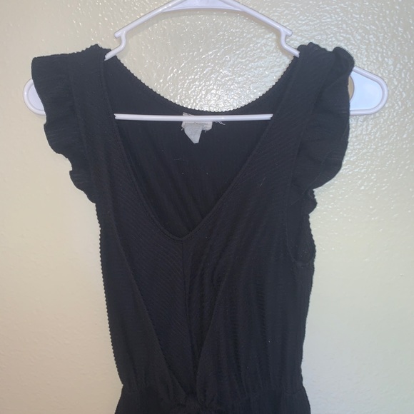 Black ribbed jumpsuit tie in front - Picture 3 of 3